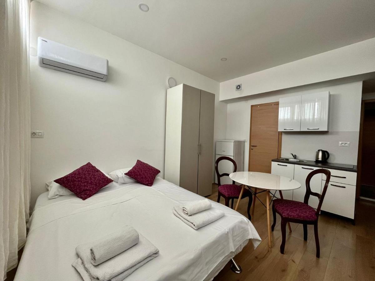 Apartmani Roza Пула Екстериор снимка